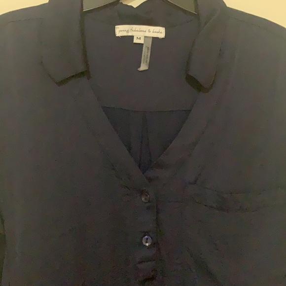 Young fabulous & broke top - Picture 3 of 12